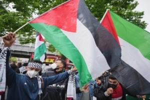 Israel Gaza War : इजराइल ने दी हमले और तेज करने की चेतावनी, गाजा में फिलिस्तीनी नागरिक नहीं मान रहे अन्यत्र चले जाने का आदेश 