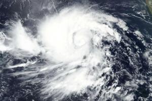 अरब सागर में बन रहे चक्रवाती तूफान के हालात, गुजरात तट से टकराने की आशंका, IMD ने बताया