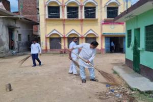 बलिया में गांधी जयंती के मौके पर आयोजित हुए विभिन्न कार्यक्रम, बच्चों ने ली स्वच्छता की शपथ