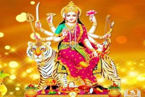 सुलतानपुर में अहर्निश शोभायात्रा के बाद दुर्गा प्रतिमाओं का होगा विसर्जन 