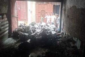 अमरोहा : जैकेट के गोदाम में लगी आग, लाखों रुपए का नुकसान