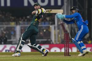 IND vs AUS: मैक्सवेल के आतिशी शतक से ऑस्ट्रेलिया ने भारत को पांच विकेट से हराया 