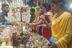 जौनपुर: शाहगंज का ऐतिहासिक सीता श्रृंगार मेला हुआ प्रारम्भ, सजी दुकानें 