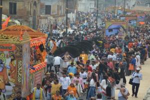 Ayodhya Deepotsav 2023: अयोध्या में उल्लास, रघुनंदन का इंद्रदेव ने भी किया अभिनंदन, निकलीं झांकियां, देखें तस्वीरें