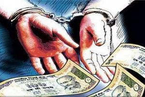 बिजनौर: 20,000 रुपये की रिश्वत लेने में लेखपाल गिरफ्तार, जमीन का दाखिल खारिज करने के नाम पर ली थी घूस