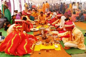 काशीपुर: सामूहिक विवाह में 21 गरीब कन्याएं परिणय सूत्र में बंधी