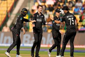 NZ vs SL, World Cup 2023 : न्यूजीलैंड के गेंदबाजों ने बरपाया कहर, श्रीलंका को 171 रनों पर रोका