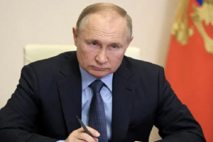 कजाकिस्तान के नेता के निमंत्रण पर पुतिन ने किया अस्ताना का दौरा, अंतरराष्ट्रीय मुद्दों पर की चर्चा 
