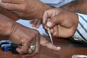 राजस्थान में अब तक तीन लाख से अधिक मतदान कार्मिकों ने किया अपना मतदान 