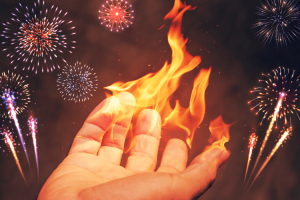 रुद्रपुर: पटाखे जलाने से सात लोग जले, बड़ी अनहोनी टली