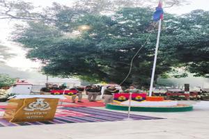 बहराइच: ध्वजारोहण के साथ मनाया गया पुलिस झंडा दिवस, खाकी के त्याग और बलिदान को किया गया याद