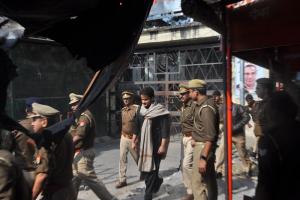 रामपुर : सफाई मशीन मामले में कोर्ट में पेश हुए अब्दुल्ला आजम, कड़ी सुरक्षा के बीच हरदोई कारागार से लाया गया 