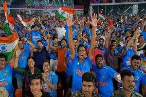 Cricket World Cup : भारत ने बनाया बड़ा रिकॉर्ड, साढ़े 12 लाख से अधिक दर्शकों ने स्टेडियम जाकर देखे विश्वकप के मुकाबले 