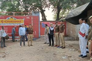 Hamirpur News: मौदहा में गैंगस्टर आरोपी सपा नेता सहित भाई व पुत्र की डेढ़ सौ करोड़ की संपत्ति कुर्क