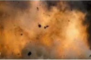 देवरिया: विस्फोट से गिरी मकान की छत, दो घायल