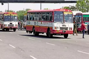 कोहरे में रोडवेज बस को नहीं मिले यात्री,परिचालक पर लगा दिया 300 रुपये जुर्माना