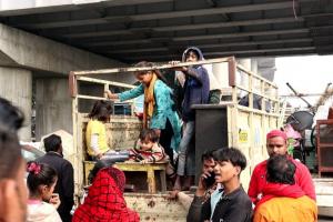 लखनऊ : अकबरनगर में नहीं होगी ध्वस्तीकरण की कार्रवाई, हाईकोर्ट ने लगाई रोक   