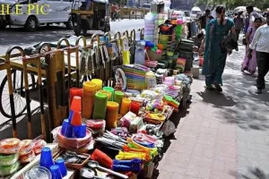 हल्द्वानी: सौ रुपये में किराए पर उठा दी सरकारी सड़क, फुटपाथ भी कब्जाया