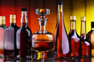सीआईएबीसी ने बिहार सरकार से शराब की खपत, बिक्री पर प्रतिबंध हटाने का किया आग्रह 