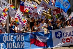 चिली के नागरिकों ने संविधान में बदलाव के प्रस्ताव को किया खारिज, 55.8% लोगों ने विरोध में दिया वोट