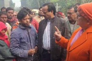 Kanpur News: महापौर प्रमिला पांडेय ने आउटसोर्सिंग सफाई कर्मचारियों की लगाई परेड, इस बात को लेकर हो गई नाराज