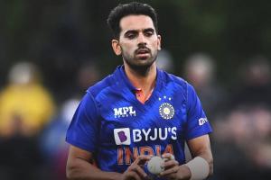 IND vs SA T20 Series : टीम इंडिया से अब तक नहीं जुड़े तेज गेंदबाज दीपक चाहर, श्रृंखला में खेलना संदिग्ध 
