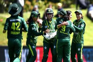 पाकिस्तान की महिला क्रिकेट टीम ने न्यूजीलैंड को हराया, टी-20 श्रृंखला में बनाई अजेय बढ़त 