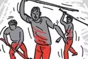 मुरादाबाद : अवैध कब्जा हटाने गई राजस्व-पुलिस टीम से दबंगों ने की मारपीट, लेखपाल ने दर्ज कराई प्राथमिकी