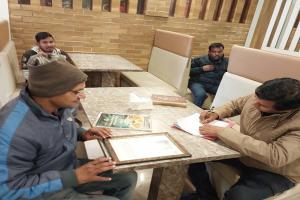 संतकबीरनगर: प्राण प्रतिष्ठा समारोह को मद्देनजर होटलों और ढाबों की परखी गई गुणवत्ता