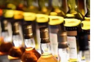 ट्रक से भारी मात्रा में  विदेशी शराब जब्त, हरियाणा का कारोबारी गिरफ्तार