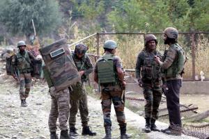 कश्मीर में सीमाओं पर विशेष जांच चौकियां की गईं स्थापित