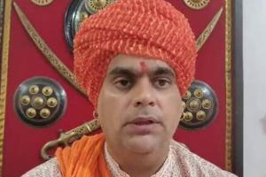 Gyanvapi Case: चक्रपाणि महाराज की अपील- हिन्दुओं के मंदिर उन्हें सौंप दें मुस्लिम पक्षकार