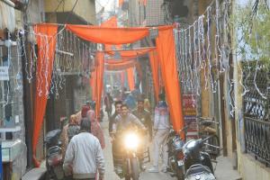 मुरादाबाद : बाजारों और कॉलोनियों को दुल्हन की तरह सजाया, स्वागत के लिए जमकर हुई खरीदारी