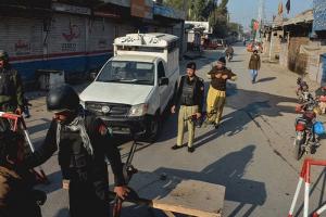  पाकिस्तान : खैबर पख्तूनख्वा की सुरक्षा चौकी पर आतंकवादियों का हमला, तीन की मौत 