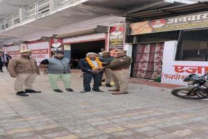 संतकबीरनगर: पुलिस ने जन सहयोग से चार स्थानों पर लगवाए 45 कैमरे