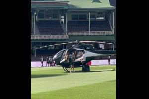बिग बैश लीग मैच के लिए हेलिकॉप्टर से Sydney Cricket Ground में उतरे डेविड वॉर्नर, देखें VIDEO 