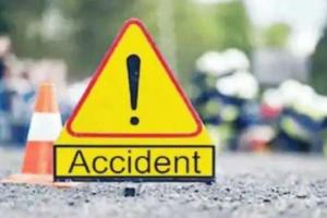 लखीमपुर-खीरी: दुर्घटना में अबोध बच्ची समेत दो की मौत, तीन लोग गंभीर रूप से घायल