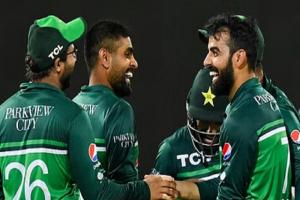 पाकिस्तान क्रिकेट में बगावत, NOC नहीं मिलने पर अनुबंध खत्म करने पर विचार कर रहे हैं खिलाड़ी