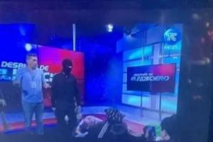 इक्वाडोर में लाइव शो के दौरान टीवी स्टूडियो में घुसे बंदूकधारी, कर्मचारियों को दी धमकी