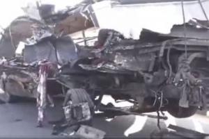 असम में दर्दनाक सड़क हादसा, बस-ट्रक की टक्कर में 12 लोगों की मौत, 30 अन्य घायल 