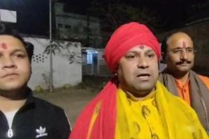 Fatehpur: हाईकोर्ट से लौट रहे श्री कृष्ण जन्मभूमि के पक्षकार को मिली बम से उड़ाने की धमकी...पाकिस्तान के नंबर से आया कॉल