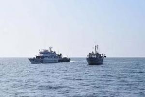 अरब सागर में फंसे नौ भारतीय नागरिक, मदद के लिए पहुंची पाकिस्तानी नौसेना... सभी को बचाया 