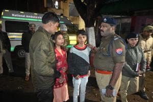 Kanpur Dehat Accident: तेज रफ्तार कार नाले में गिरी... 6 की मौके पर मौत, दो मासूम बच्चे घायल