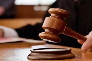 नोएडा: कबाड़ माफिया रवि काना की पत्नी को अदालत ने न्यायिक हिरासत में भेजा 