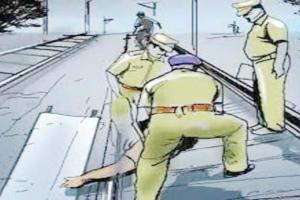 गोंडा: ट्रेन की चपेट में आने से शख्स की मौत, रेलवे ट्रैक पर पड़े दिखे शव के चीथड़े!, शिनाख्त में जुटी पुलिस 