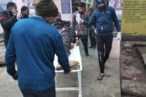 Kanpur Accident: डंपर के पीछे से जा घुसी वैन... चालक समेत छह घायल, जांच में जुटी पुलिस