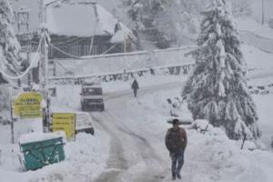 गुलमर्ग में बर्फीले तूफान और हिमस्खलन के चलते एक विदेशी की मौत, एक लापता... रेस्क्यू ऑपरेशन जारी 