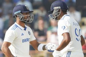 IND vs ENG 3rd Test : राजकोट टेस्ट में 238 रन से आगे भारत, दूसरे दिन तक इंग्लैंड 207/2