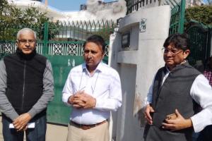 Kanpur News: क्रिकेट स्टार सुनील गवास्कर सास के अंतिम संस्कार में शामिल होने पहुंचे शहर, बोले- परिवार को अपूर्णनीय क्षति हुई