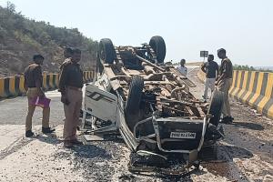 मीरजापुर: ब्रेक फेल होने से अनियंत्रित ट्रक बोलेरो और बाइक में टकराया, तीन की मौत 